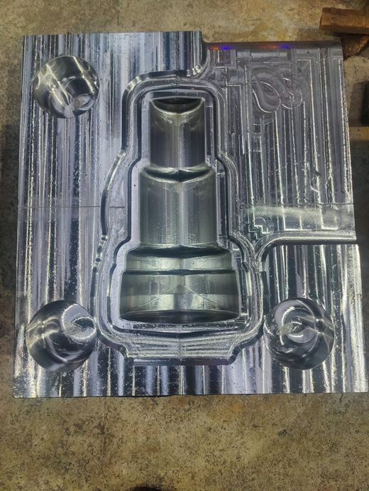 On the shop floor photo 14